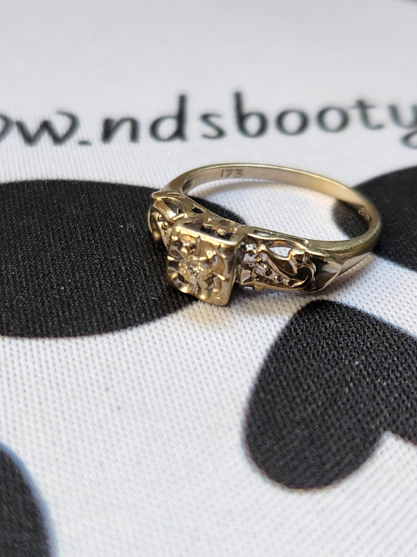 14k White Gold Deco Diamond Ring Sz 5.5